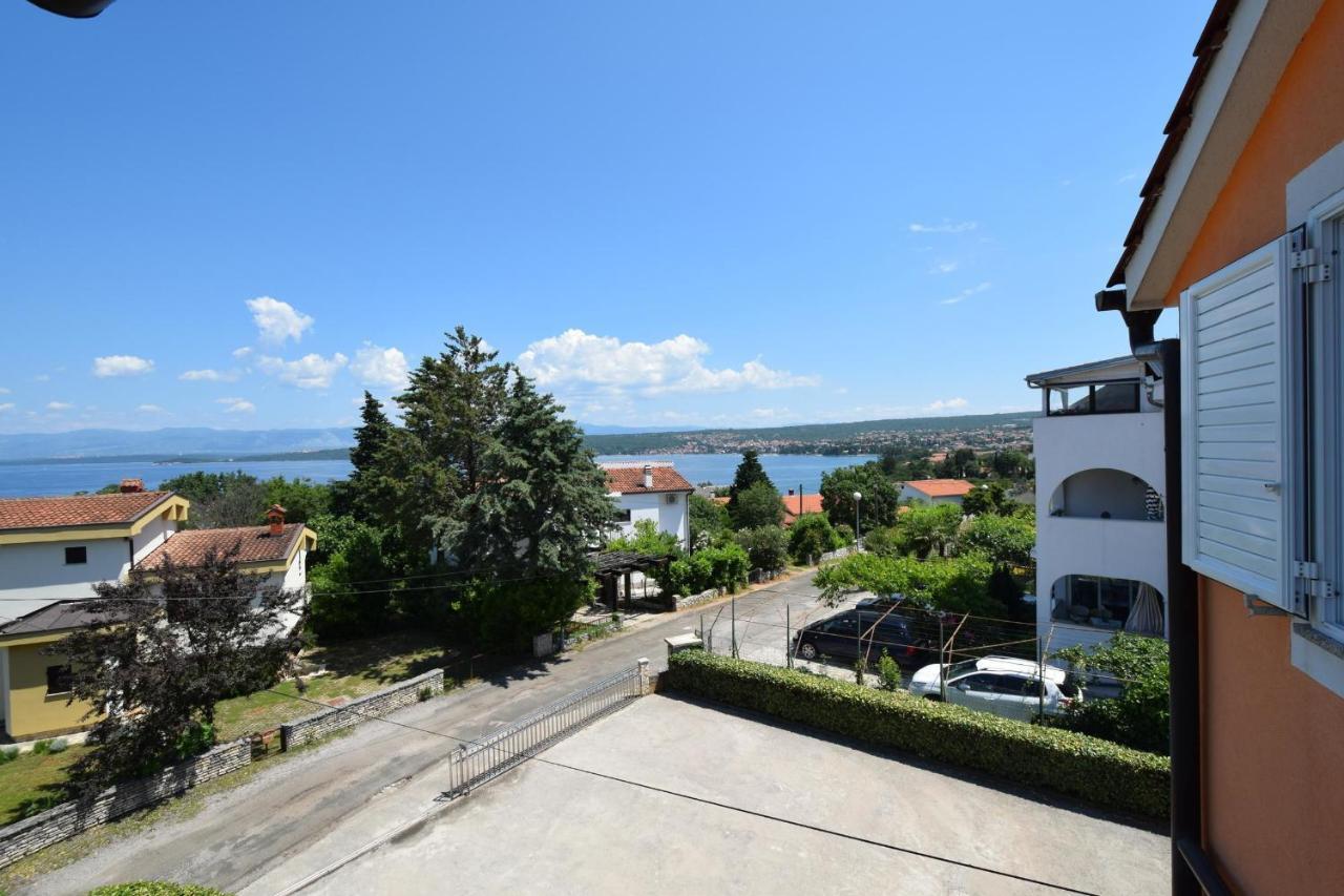 Apartments Gabrijel Malinska Exterior foto